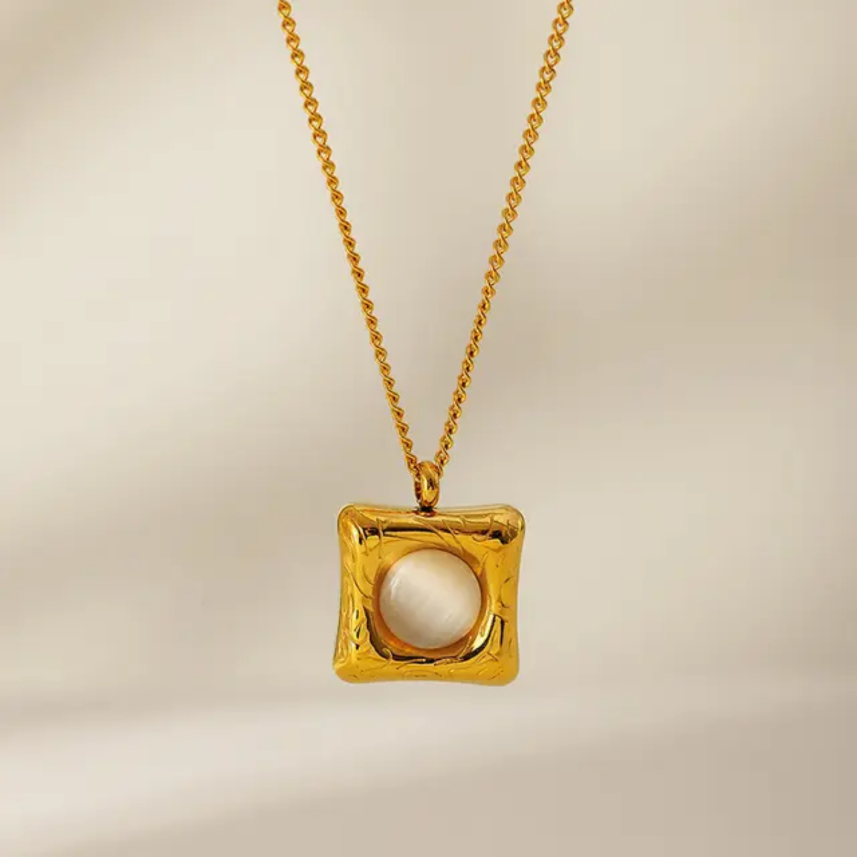 N-186 سلسلة صدف ابيض
