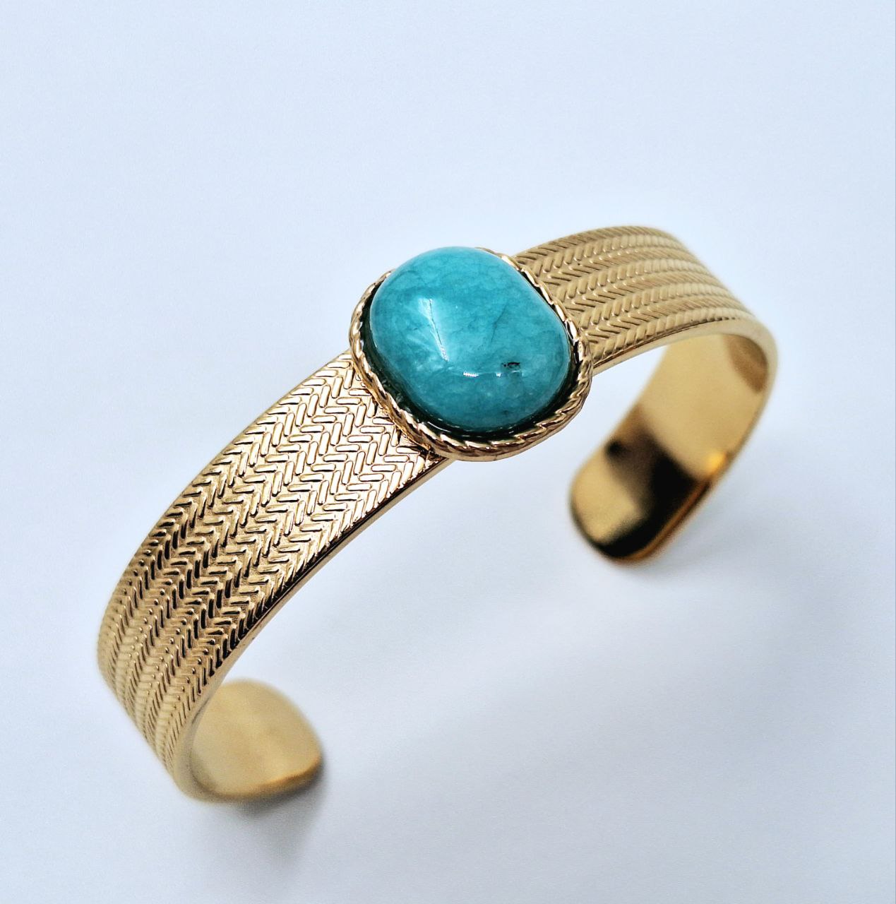 B-042 اسورة