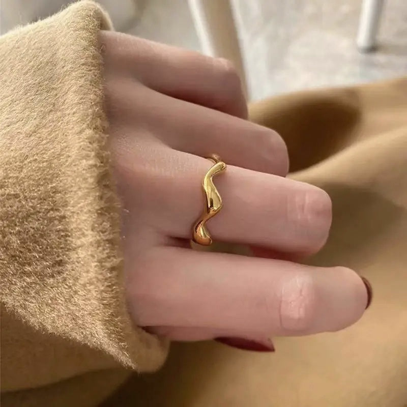 238 خاتم مموج