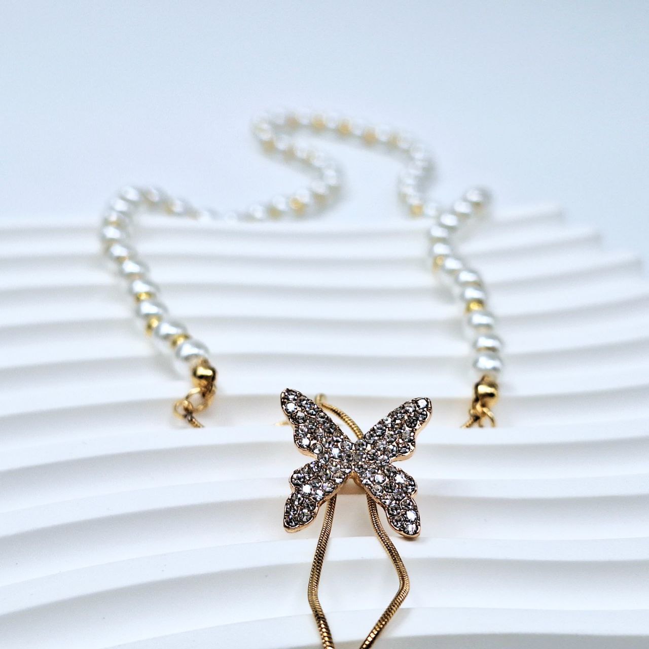 N-029 سلسلة فراشه