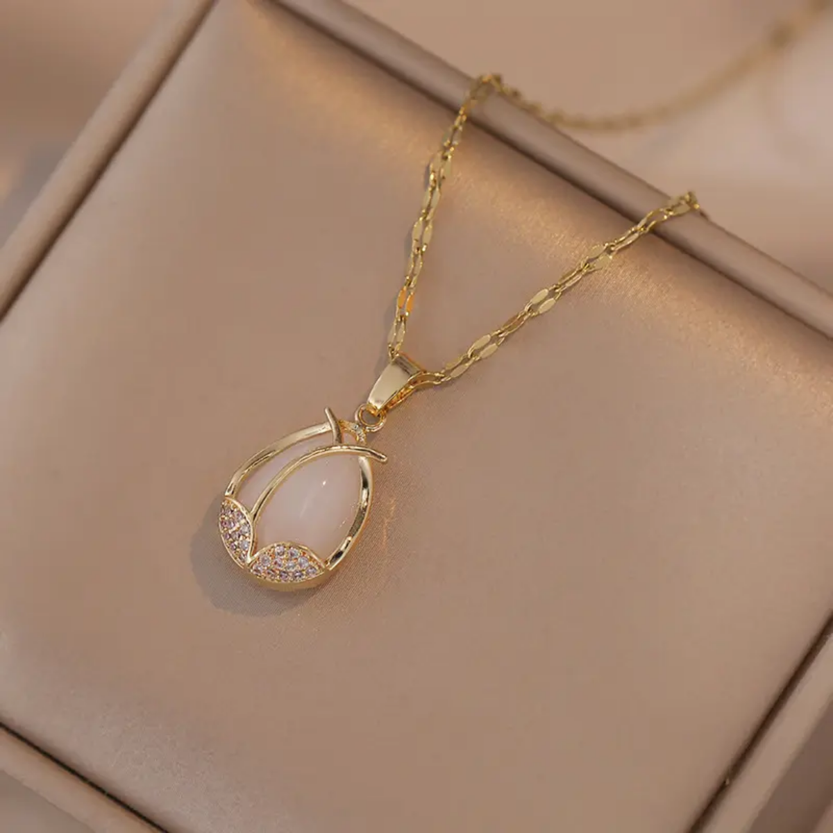 T-011 Necklace with Copper Pendant