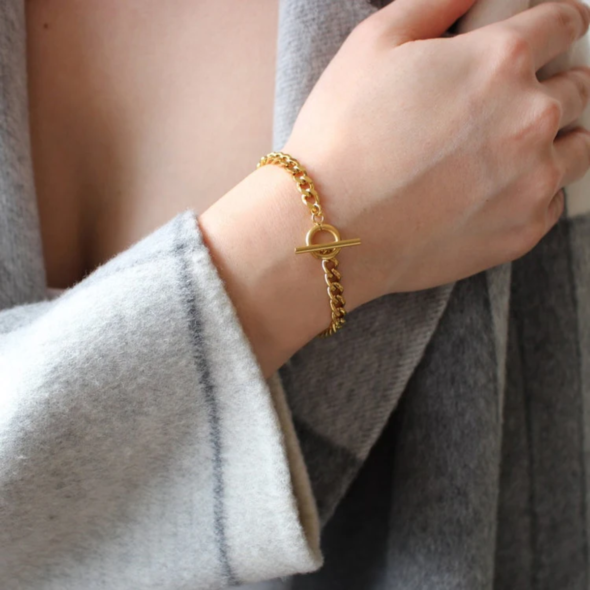 BR-008 Gold-Plated Bracelet