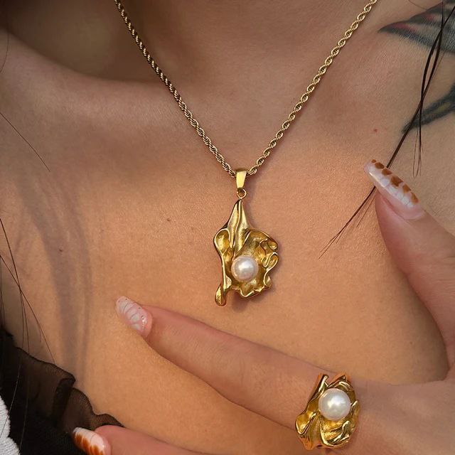 N-034 Gold-Plated Necklace