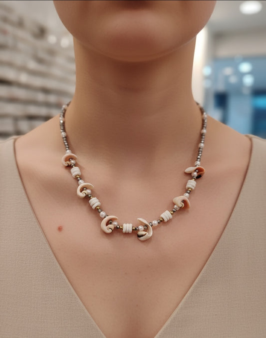 SU-019 Shell Necklace
